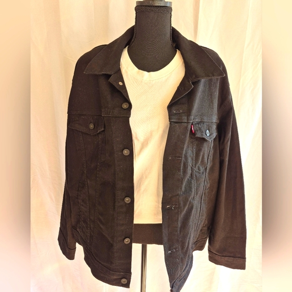 NWT Men’s Levi’s Black Jean Jacket Size XL  Denim Jacket 100% Cotton - Picture 1 of 4